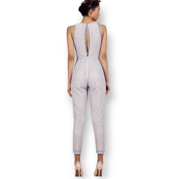 LAUREN CONRAD • RUNWAY COLLECTION • LAVENDER LACE JUMPSUIT - Picture 3 of 8